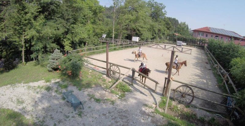 Recinto per cavalli a Chiusa di Pesio in provincia di Cuneo