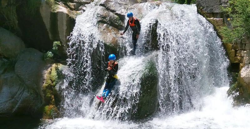Discesa lungo il fiume Aventino in canyoning