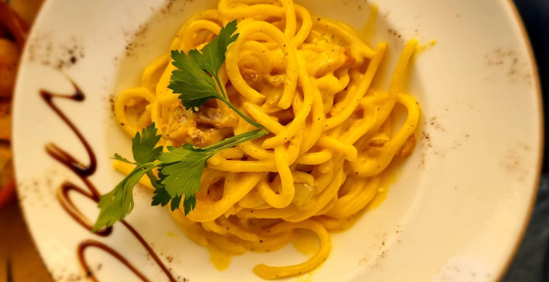 Pici senesi cacio e pepe o al vino - Siena Gastronomia Tradizionale