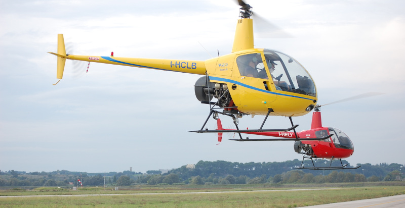 Esperienza di pilotaggio elicottero a Roma