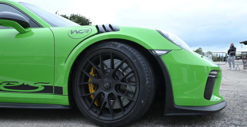 Esperienza Porsche Enna, adrenalina e velocità