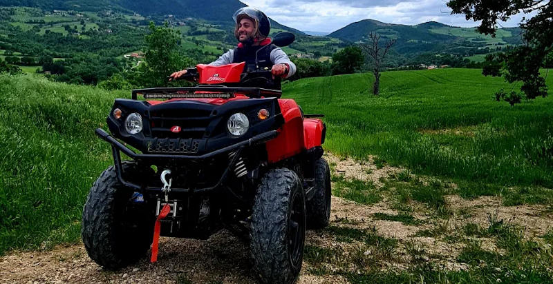 Escursione in quad ad Assisi tra le colline umbre