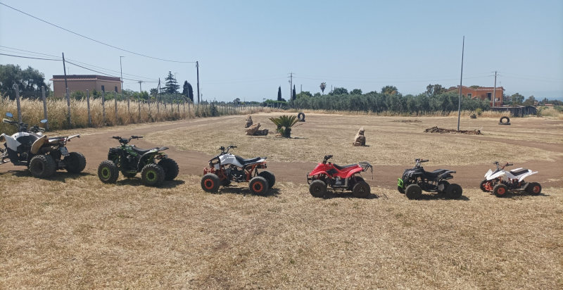 Esperienza su quad elettrici per bambini a Cerveteri