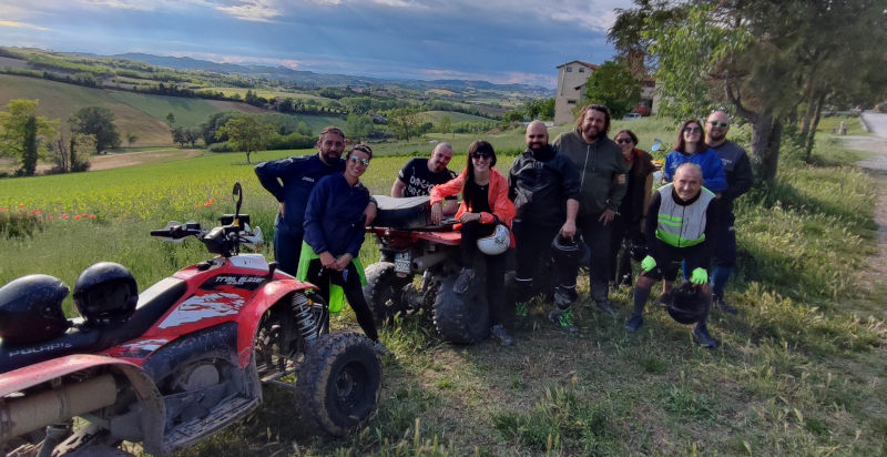 Escursione in quad sulle colline del Monferrato con vista panoramica