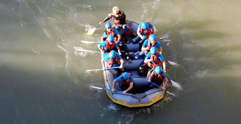 Esperienza unica di rafting a Roma, tra storia e paesaggi naturali