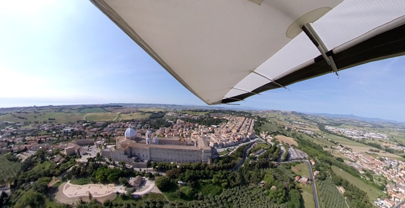 vista panoramica Monte Conero in deltaplano