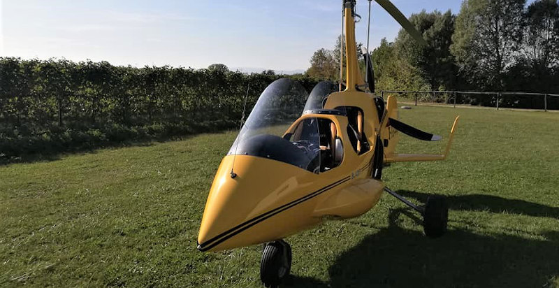 Esperienza di volo in autogiro a Fiumara, Puglia