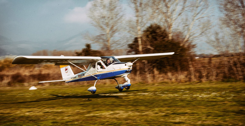 Regalo unico: buono per volo in aeroplano