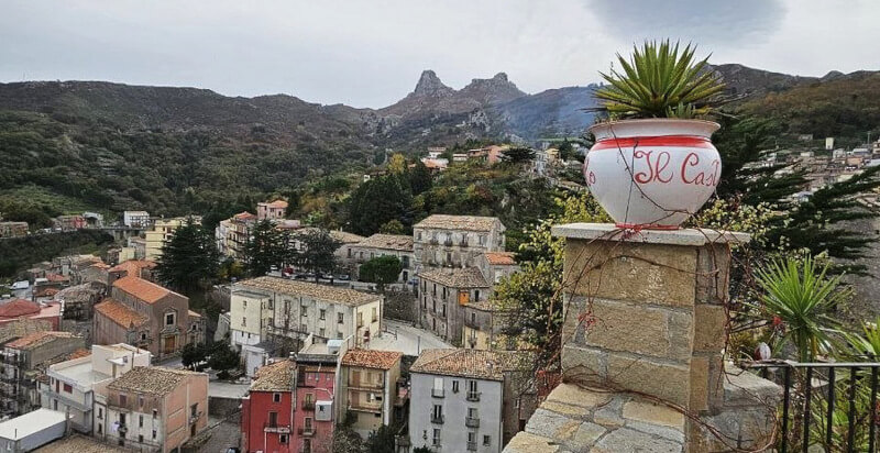 ristorante Il Castello a Novara di Sicilia nella provincia di Messina