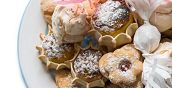 Degustazione di dolci tipici sardi durante il tour gastronomico di Cagliari