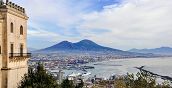 Vista del Vesuvio da Napoli