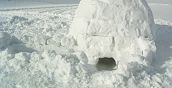 Costruire un igloo e dormire al suo interno