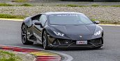 Auto sportive Lamborghini pista Ugento