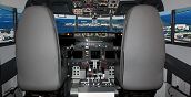 Cabina del simulatore di volo Foggia con Boeing 737-800NG