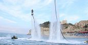 Tuffi e acrobazie con il flyboard a Tropea, Calabria