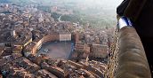 Volo mongolfiera sopra Siena