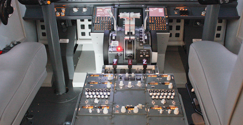 Simulatore di volo Foggia con controlli realistici