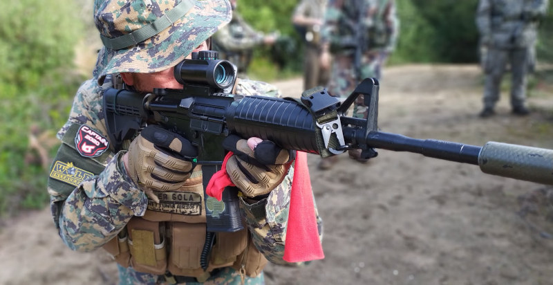 Equipaggiamento da soldato per il softair