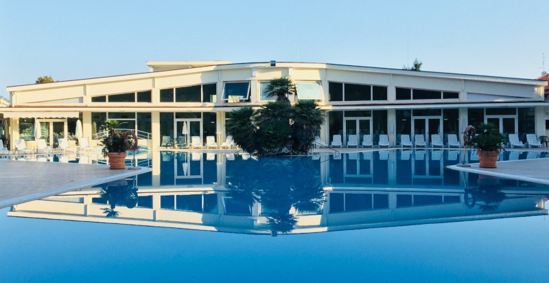 Esperienza spa esclusiva per coppie con trattamenti rilassanti