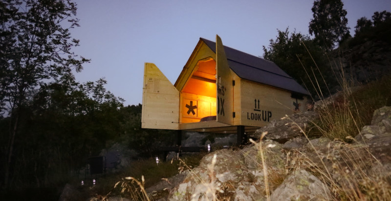 Starsbox con tetto apribile per dormire sotto la luna e le stelle