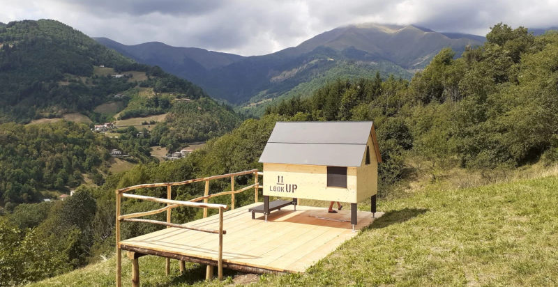 StarsBox Val Trompia immersa nella natura con vista panoramica