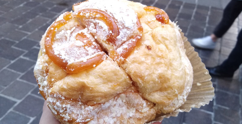 Torta tipica di Como - Consistenza tra pandoro e panettone