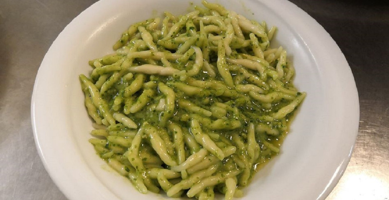 Pasta al pesto - Tour enogastronomico a Savona