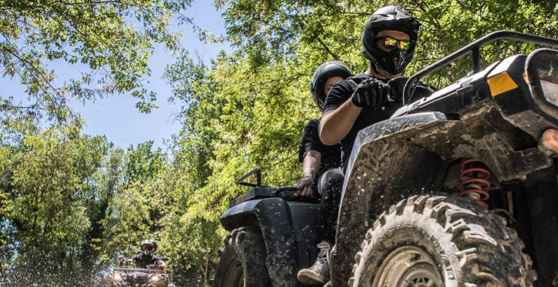 Avventura off-road in quad tra le colline Potentine