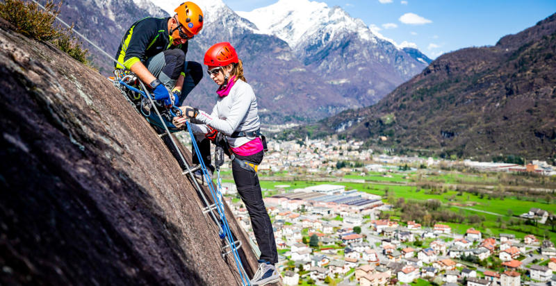 Esperienza emozionante sulla via ferrata di Lecco con guida esperta