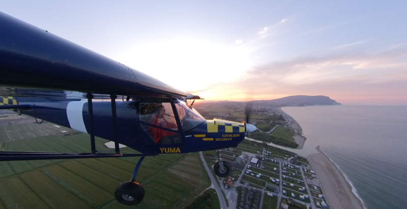 Volo in aeroplano su Recanati con vista sul Monte Conero