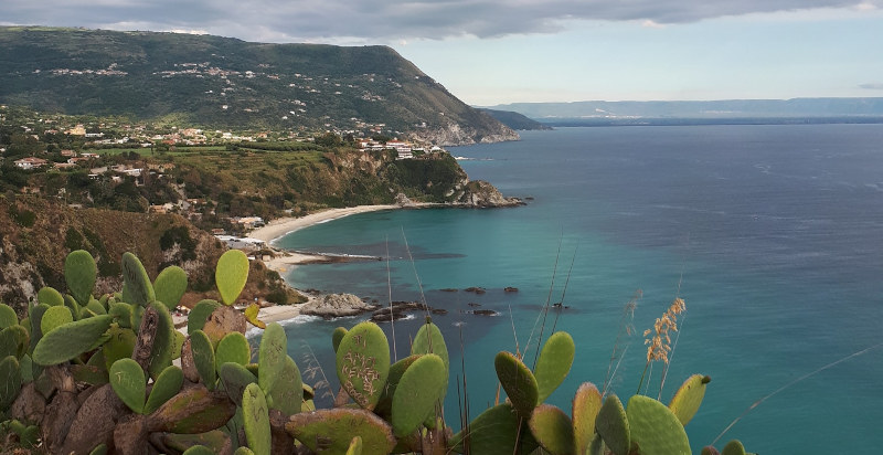 Parapendio a Tropea: panorami spettacolari della Costa degli Dei