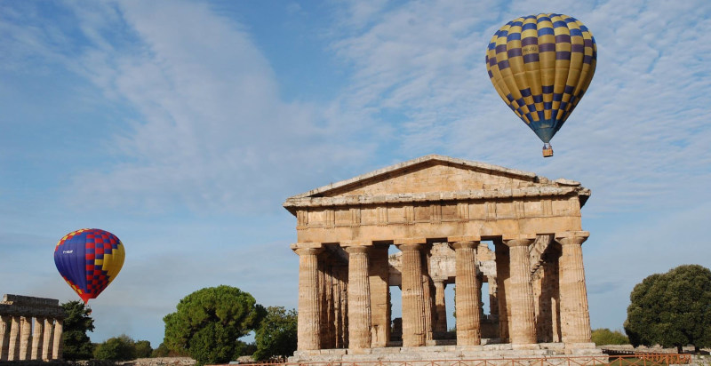 Volo in mongolfiera privato nel Cilento ideale per momenti romantici