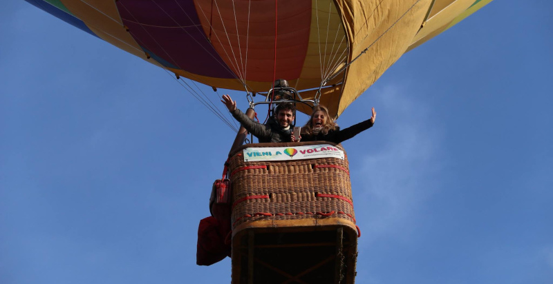 Esperienza di volo in mongolfiera per coppie Reggio Emilia