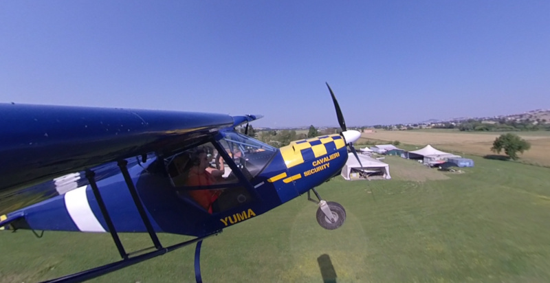Esperienza di volo in aeroplano su Recanati con vista del paesaggio circostante