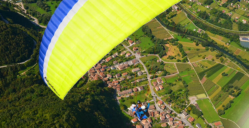 Volo tandem lago di Idro