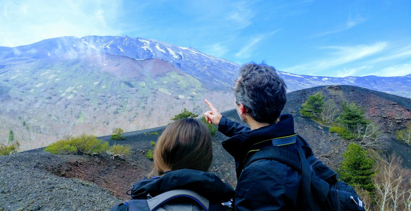 Vista panoramica dal Monte Etna verso la costa siciliana