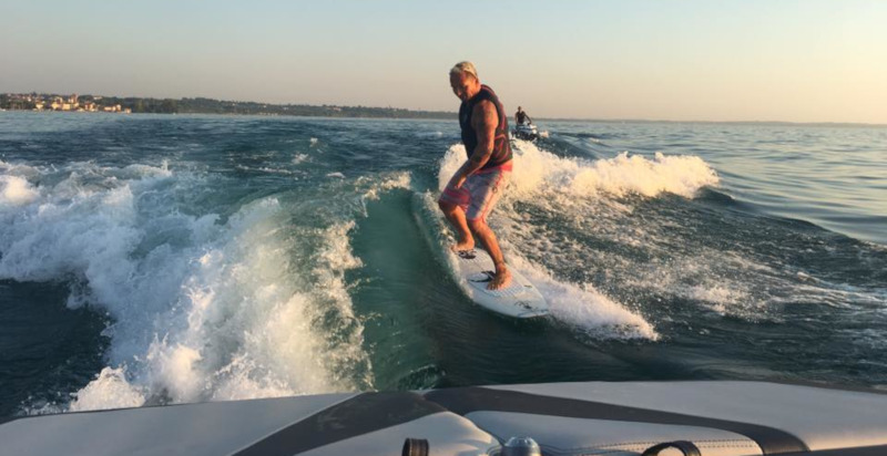 Wakeboard sul Lago di Garda: adrenalina e sport all’aria aperta